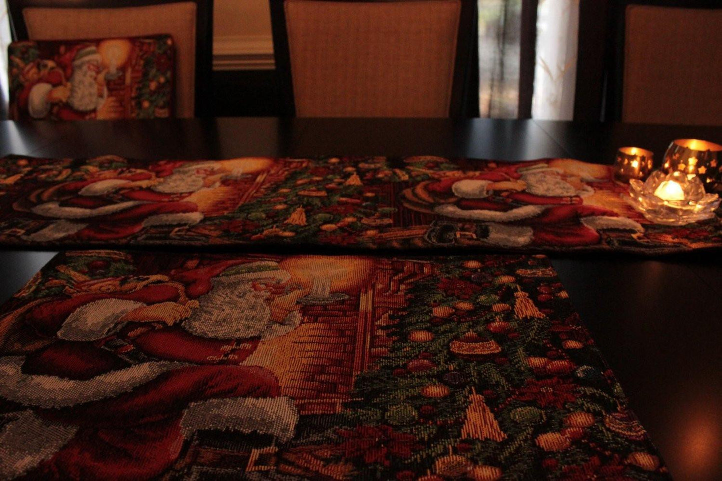 Tache Festive Santa Down the Chimney Woven Tapestry Placemat Set of 4 (11533PM)