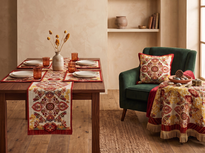 Tache Elegant Burgundy Ornate Paisley Woven Tapestry Table Runner (18194)