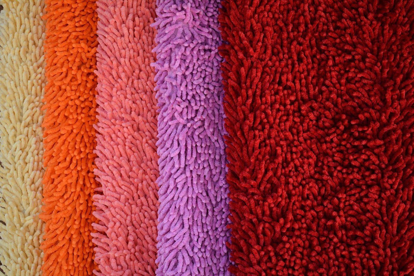 Tache Cotton Chenille Solid Dark Raspberry Red Rug (MAT2032R)