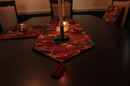 Tache Warm Colorful Thanksgiving Leaves Fall Foliage Tapestry Table Runners (11516)