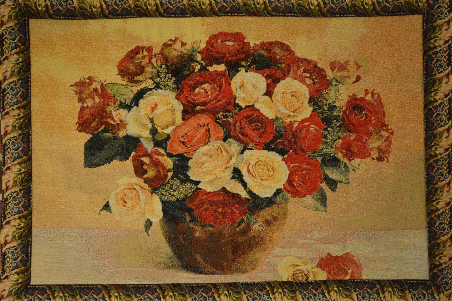Tache Tapestry Red Rose Bouquet Valentine's Proposal Wall Hanging Art 27 x 20 (12442E)